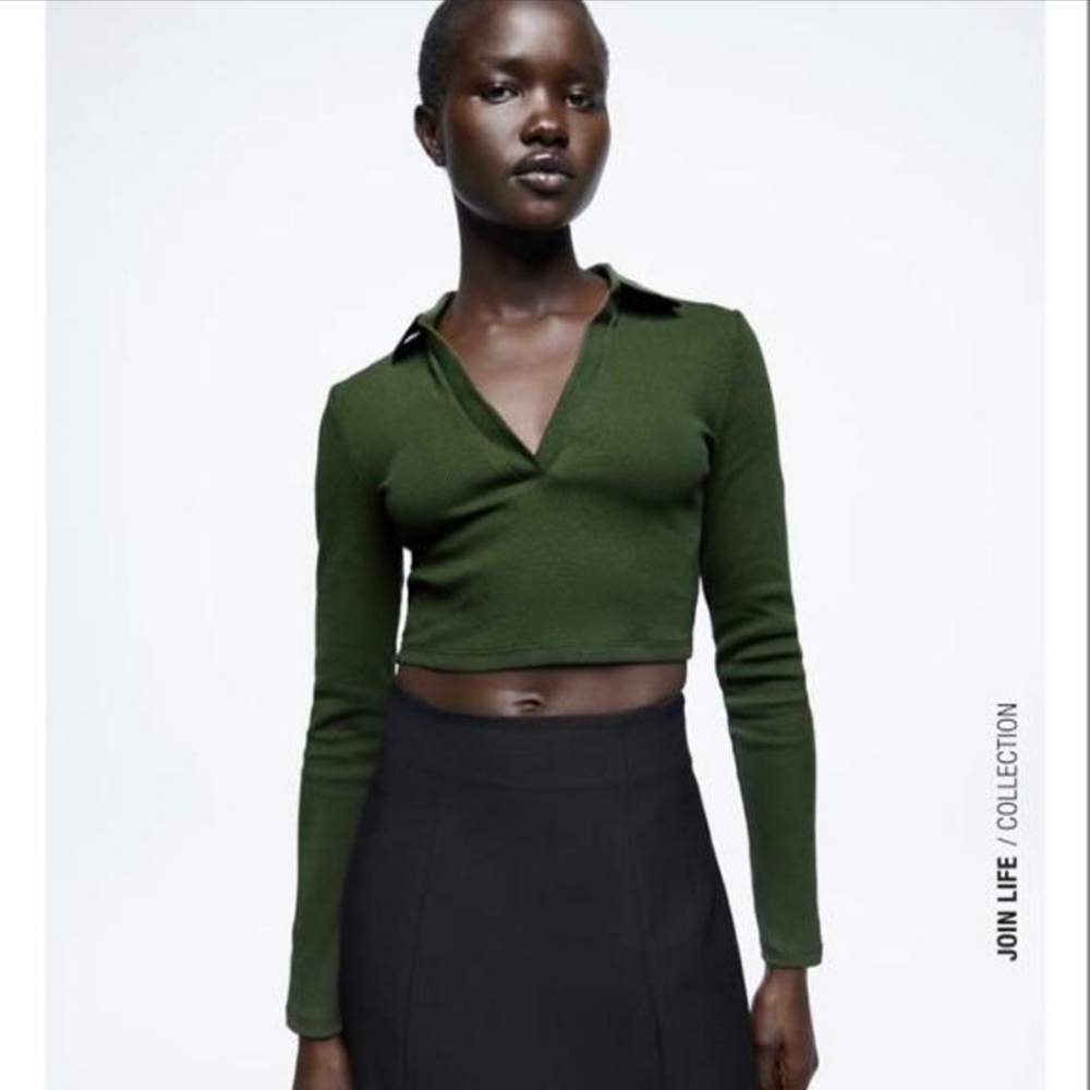 zara long sleeve collared crop top in forest green, sz s